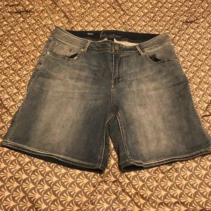 Women’s shorts